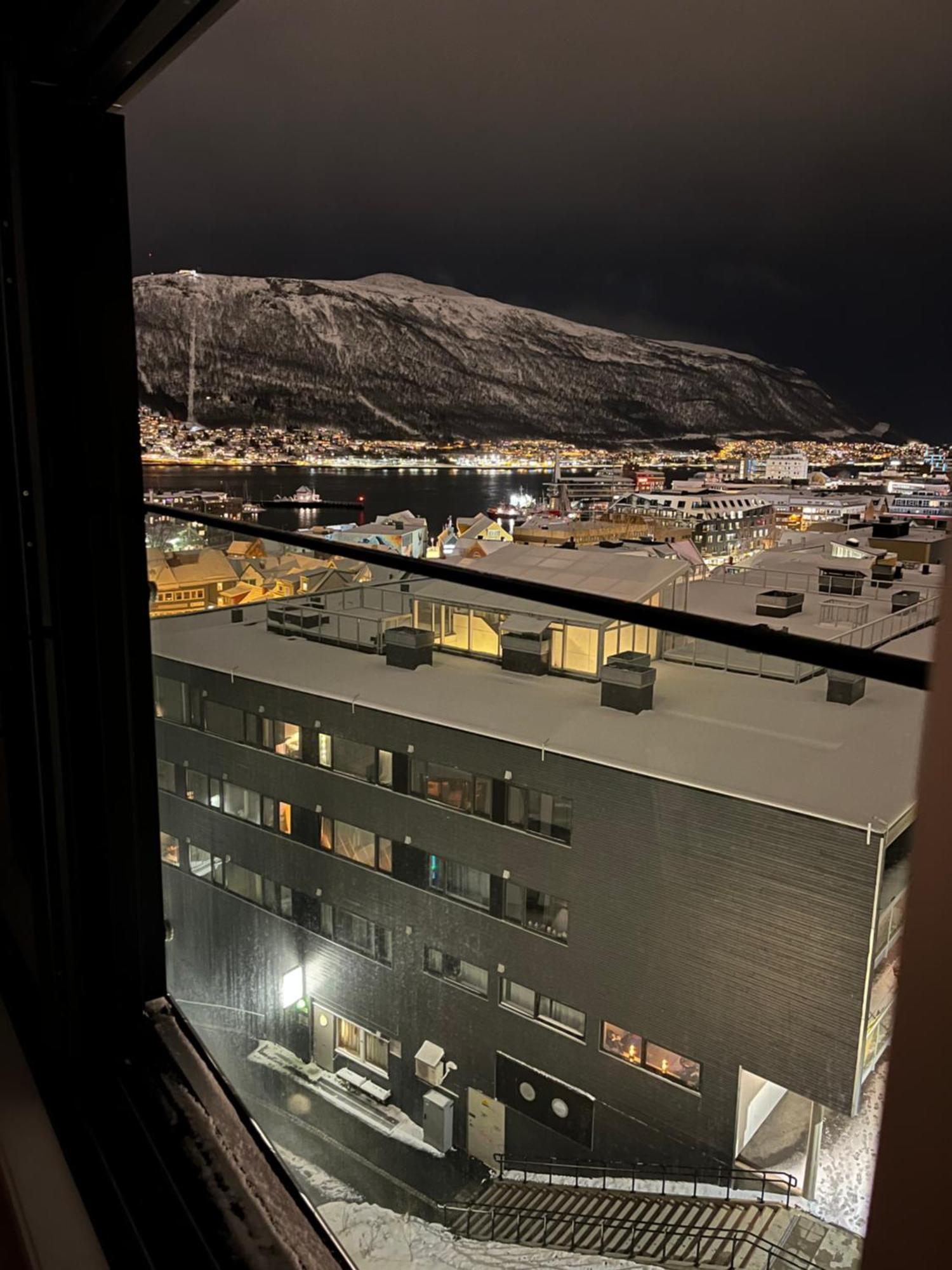 City Center 7Th Floor Apartement With Beautiful View 트롬쇠 외부 사진